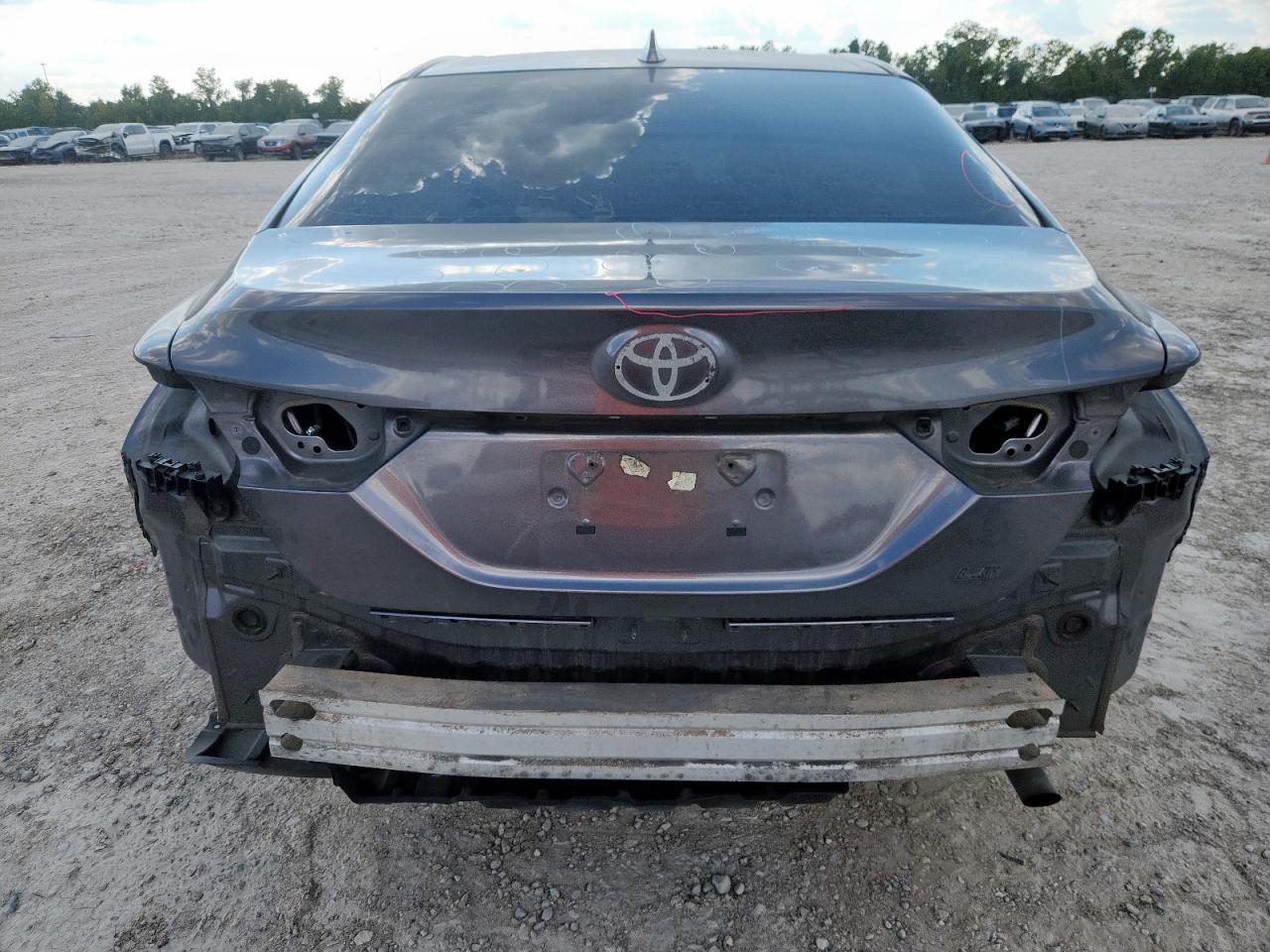 2021 Toyota Camry Le VIN: 4T1C11AK8MU454443 Lot: 81198525