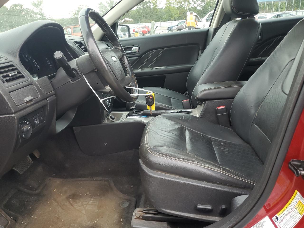 2011 Ford Fusion Sport VIN: 3FAHP0KC2BR327532 Lot: 80675265