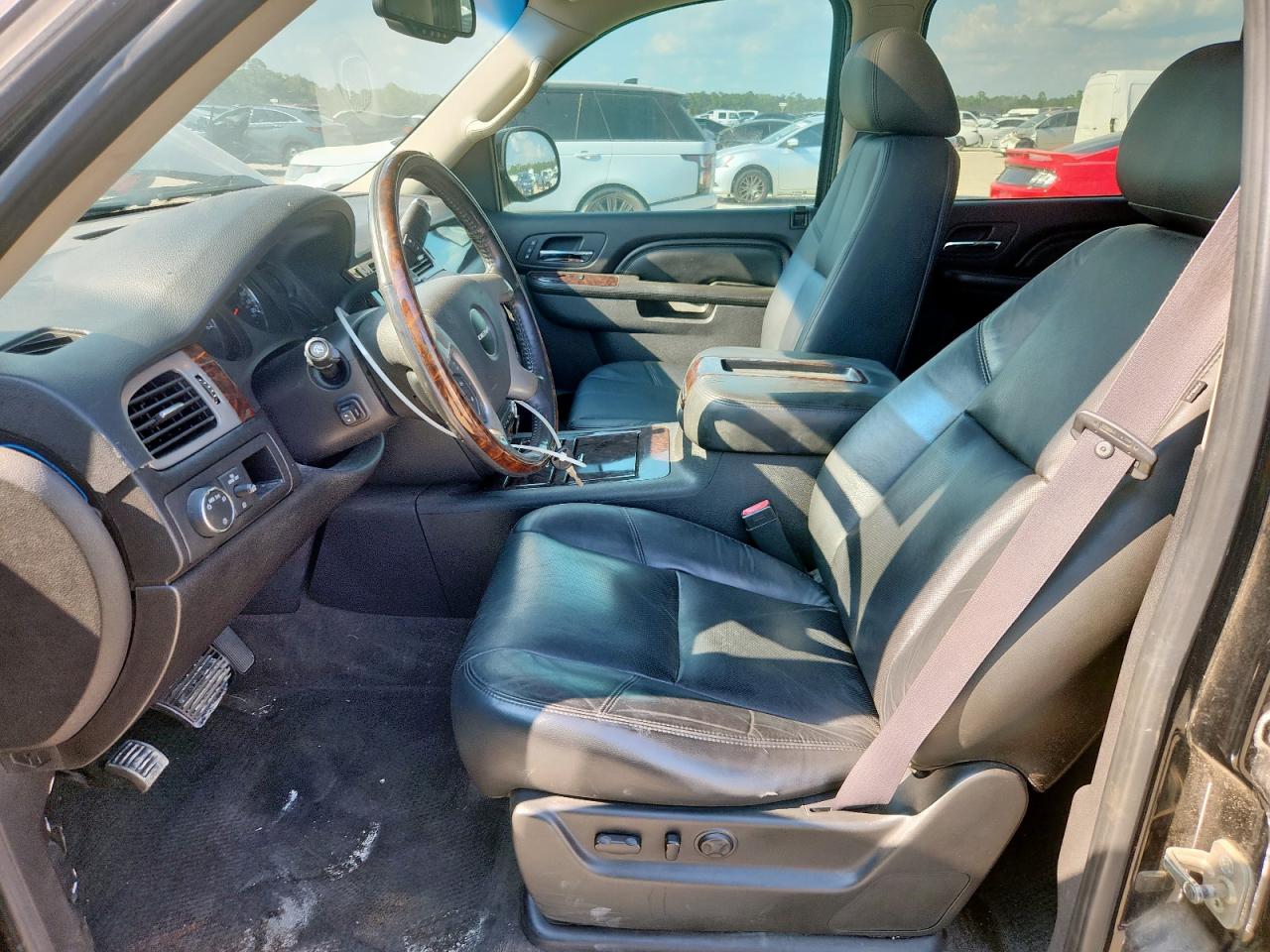 2011 GMC Yukon Xl Denali VIN: 1GKS2MEF7BR361347 Lot: 80566425