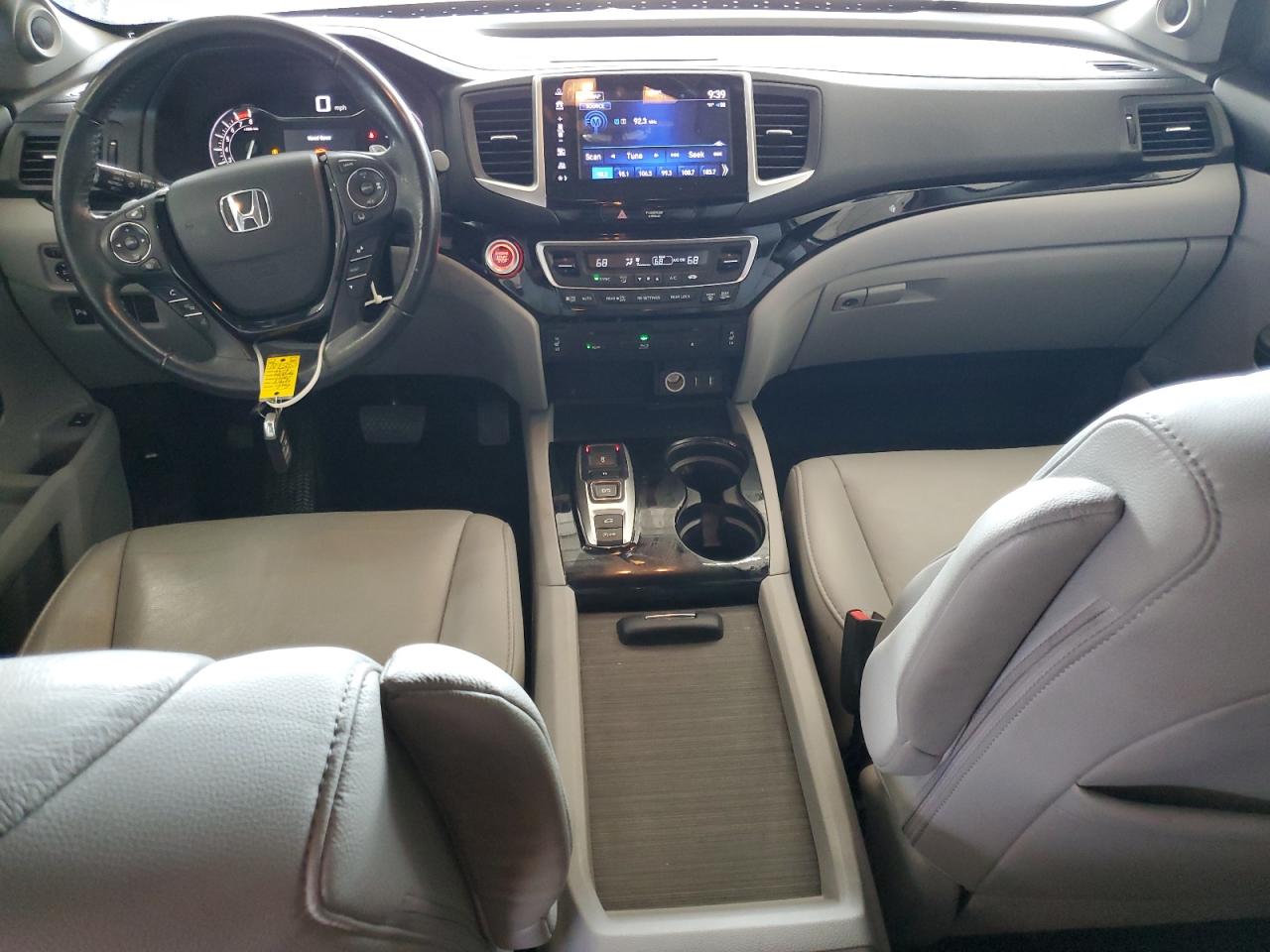 2018 Honda Pilot Touring VIN: 5FNYF6H97JB016545 Lot: 81619265