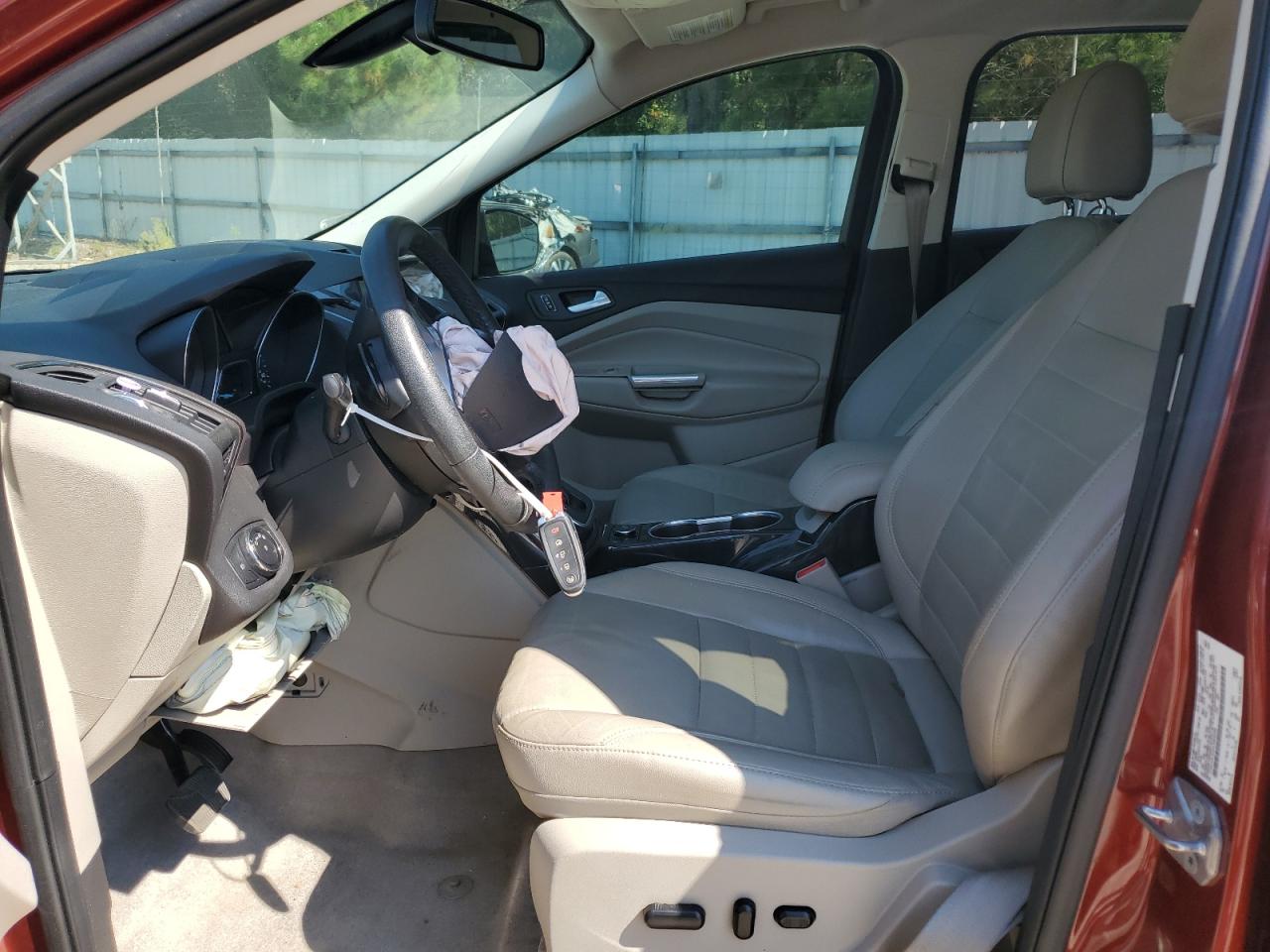 2014 Ford Escape Titanium VIN: 1FMCU0J9XEUB69498 Lot: 81100195