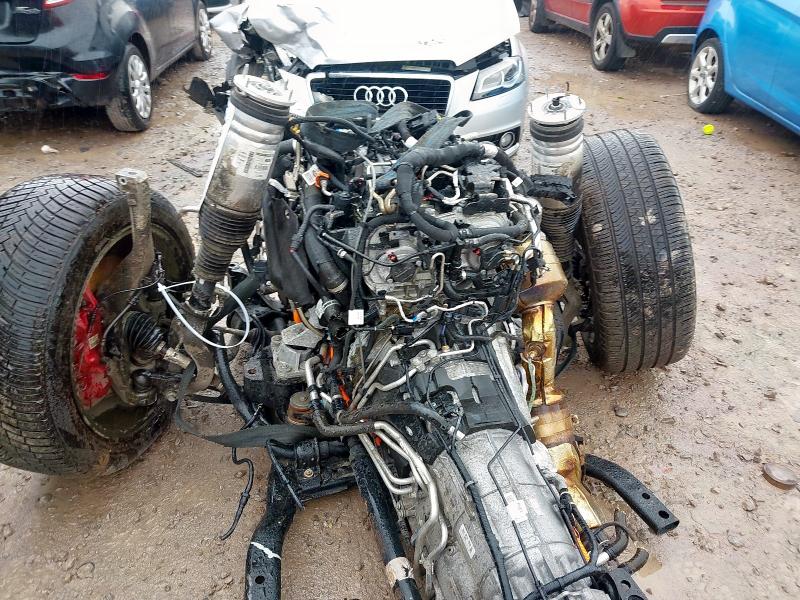 2019 LAND ROVER RANGE ROVE