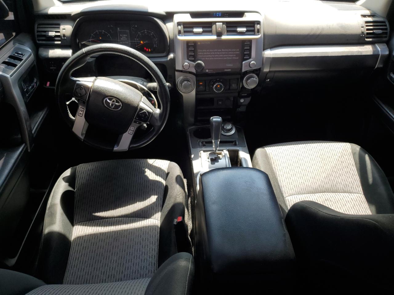 2021 Toyota 4Runner Sr5/Sr5 Premium VIN: JTEMU5JR8M5881566 Lot: 71742125