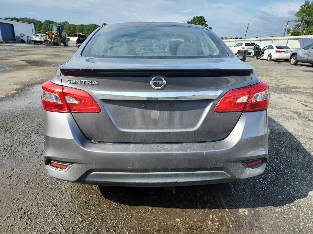 2018 Nissan Sentra S VIN: 3N1AB7AP3JY256243 Lot: 81460355