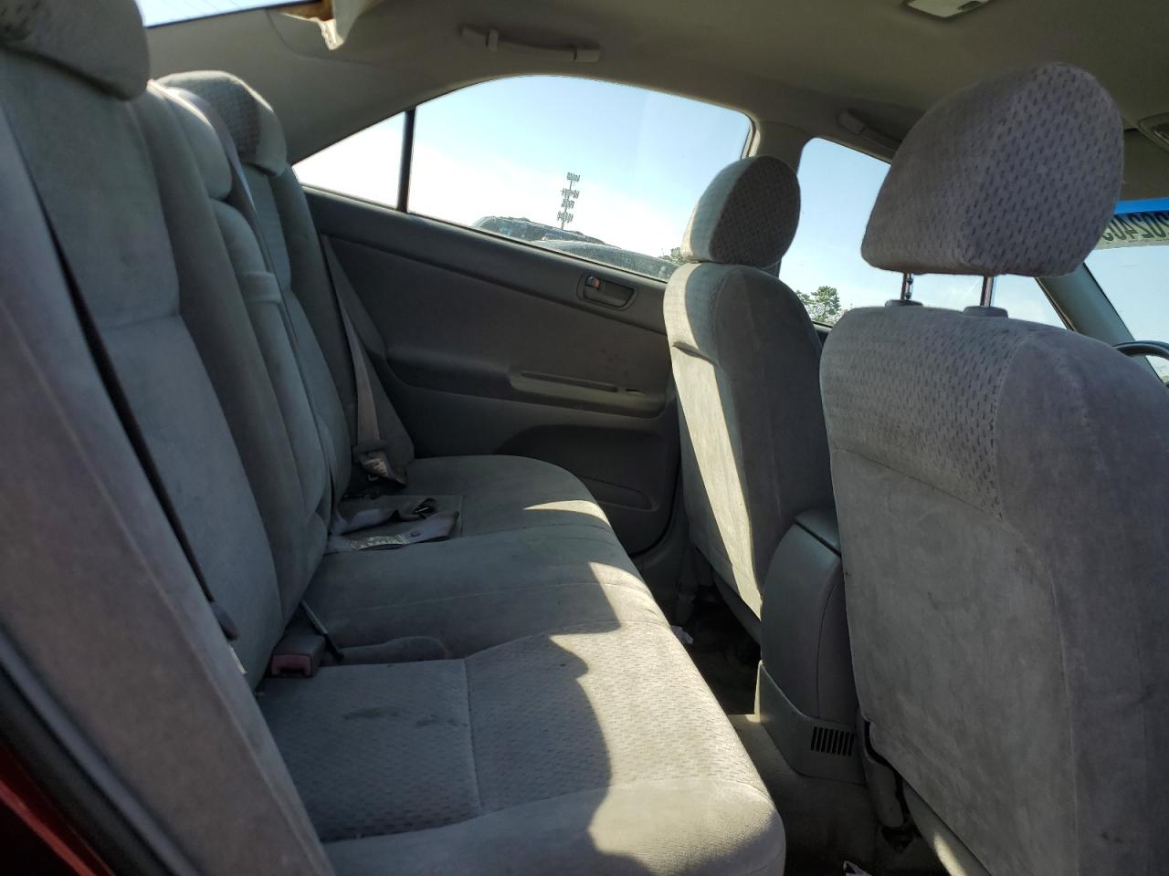 2003 Toyota Camry Le VIN: 4T1BE32K83U127646 Lot: 80202405