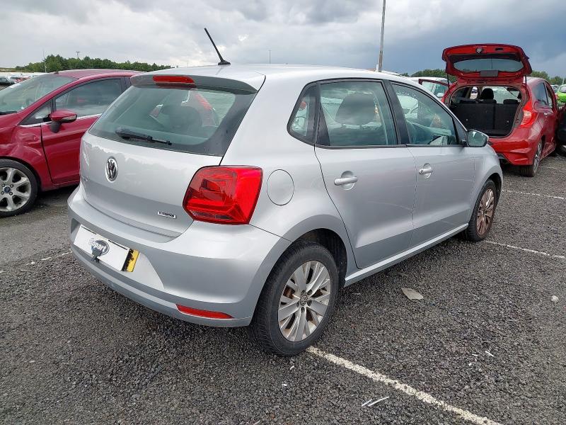 2015 VOLKSWAGEN POLO SE 