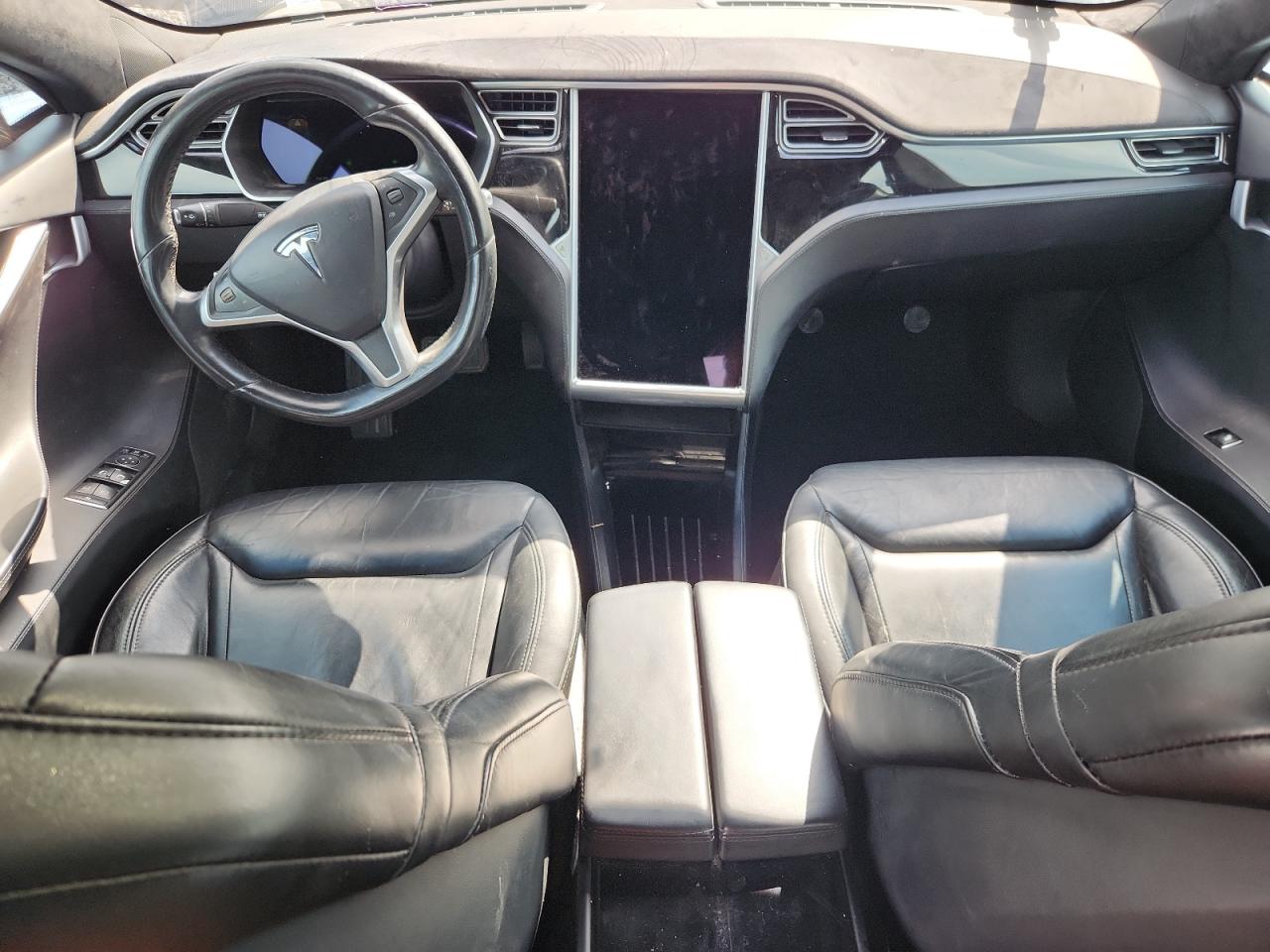 2016 Tesla Model S VIN: 5YJSA1E22GF122263 Lot: 84033855