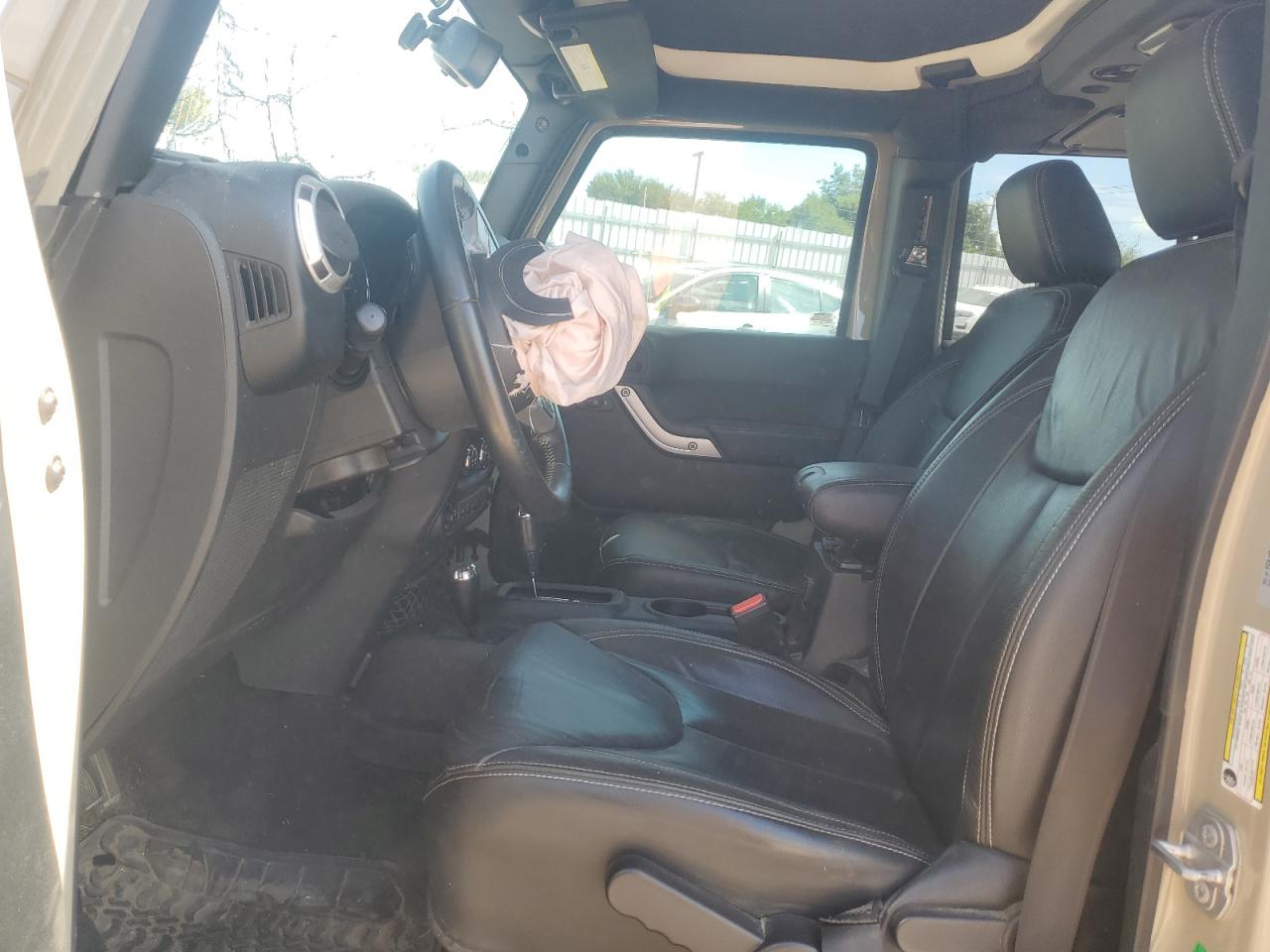 2017 Jeep Wrangler Unlimited Sahara VIN: 1C4BJWEG4HL645419 Lot: 84782405