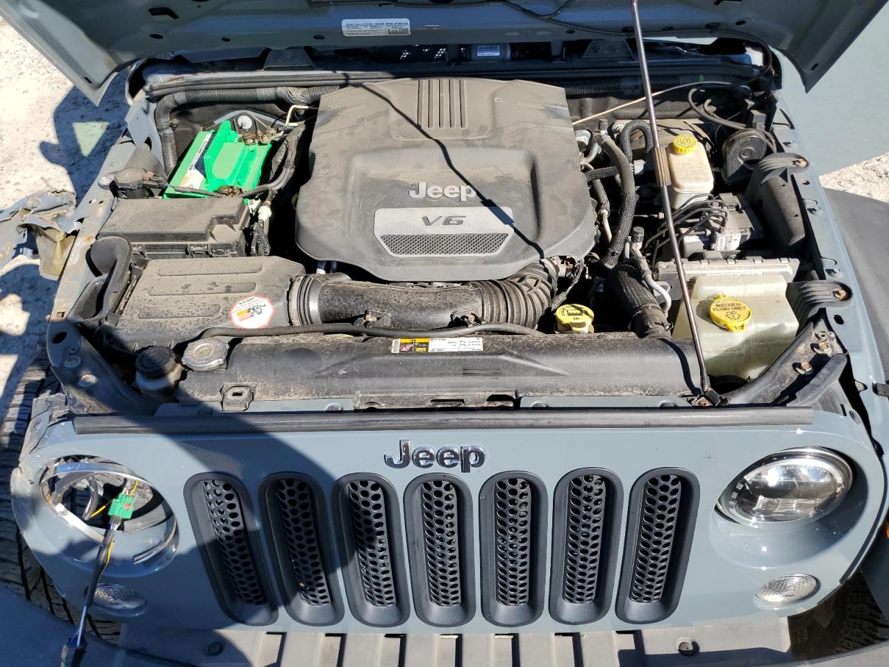 2015 Jeep Wrangler Unlimited Sport VIN: 1C4BJWDG3FL519664 Lot: 70350475