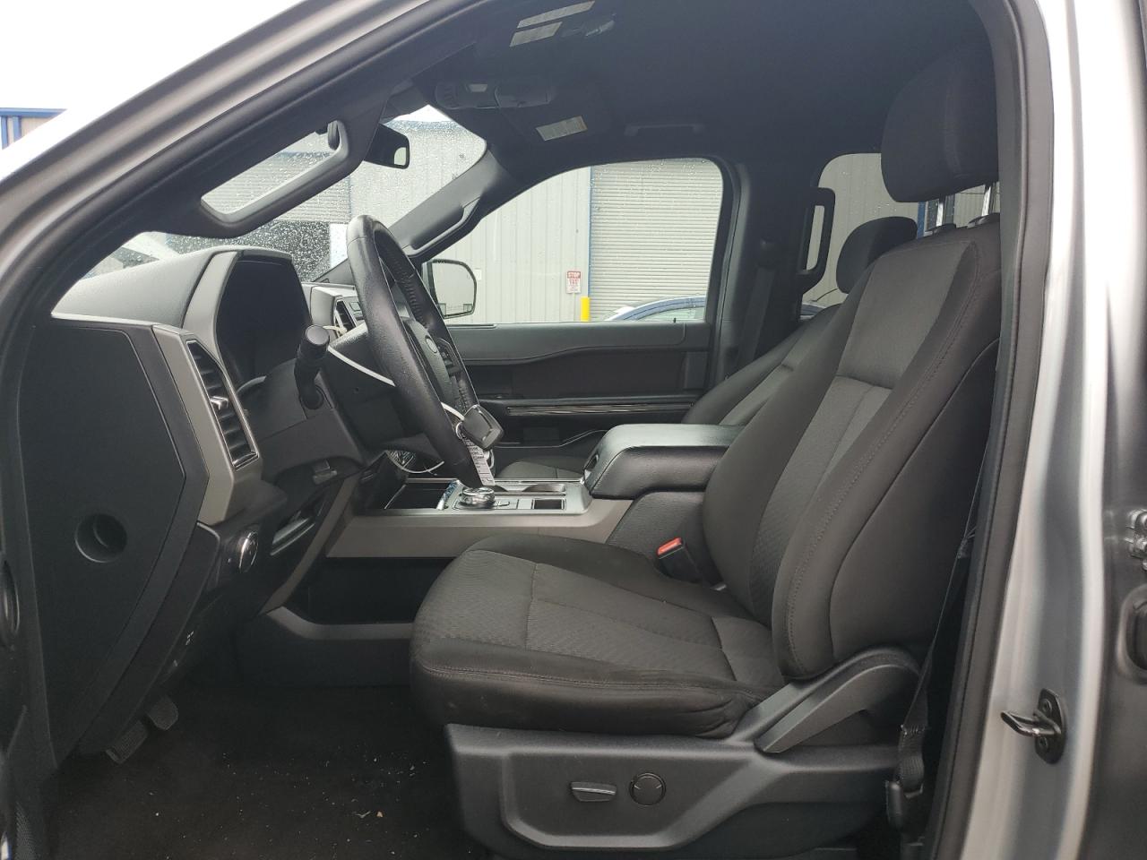 2020 Ford Expedition Xlt VIN: 1FMJU1HT8LEA77215 Lot: 81837795