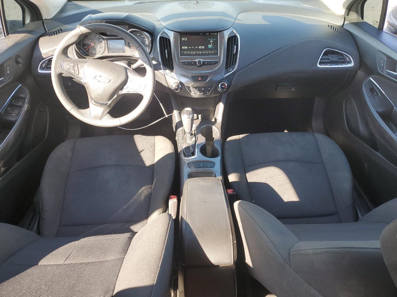 2017 Chevrolet Cruze Lt VIN: 1G1BE5SMXH7247271 Lot: 82076595