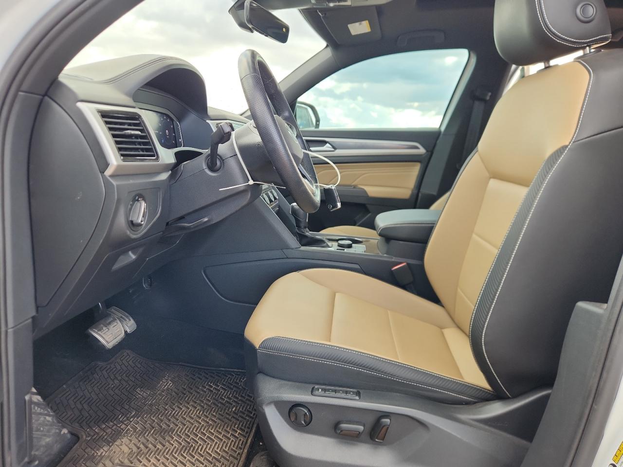 2023 Volkswagen Atlas Cross Sport Sel R-Line VIN: 1V2SE2CA3PC218905 Lot: 83874815