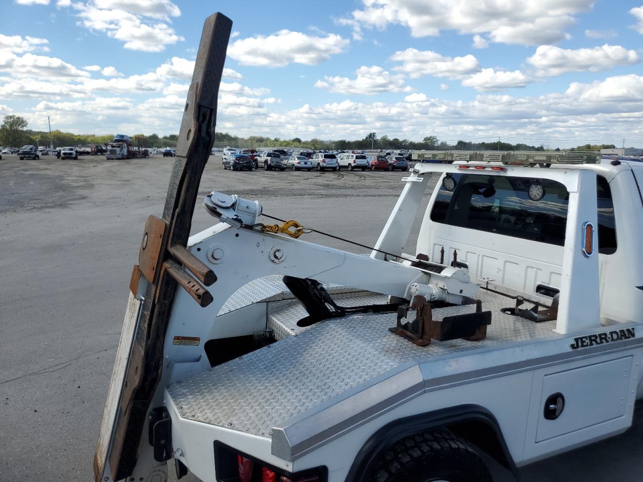 2012 Ford F350 Super Duty VIN: 1FDRF3GT0CEA61262 Lot: 84720095