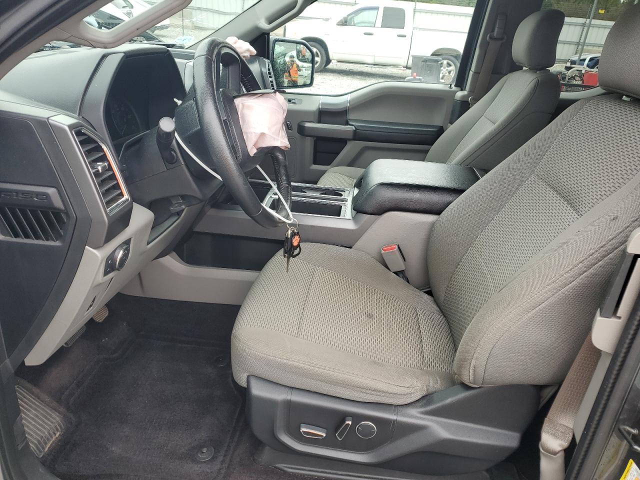 2017 Ford F150 Super Cab VIN: 1FTFX1EF6HFA19671 Lot: 83757265