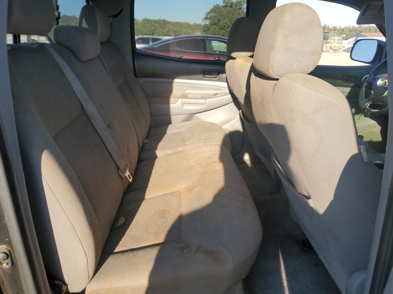 2005 Toyota Tacoma Double Cab VIN: 5TELU42N45Z117945 Lot: 81331085