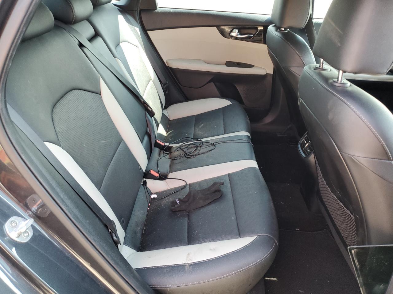 2019 Kia Forte Ex VIN: 3KPF54AD5KE027998 Lot: 81145955