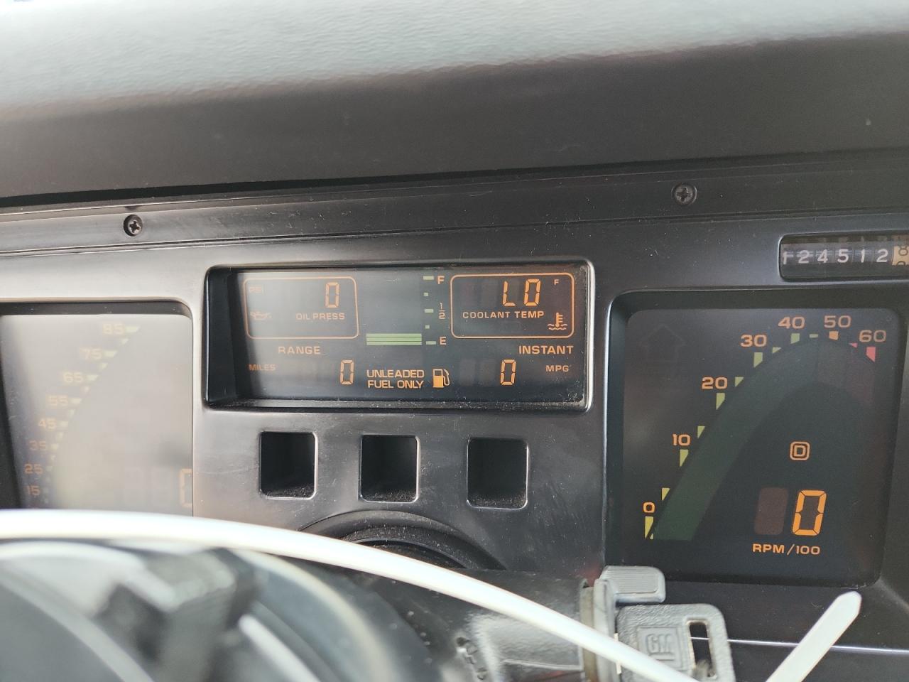 1988 Chevrolet Corvette VIN: 1G1YY2184J5113393 Lot: 80194525