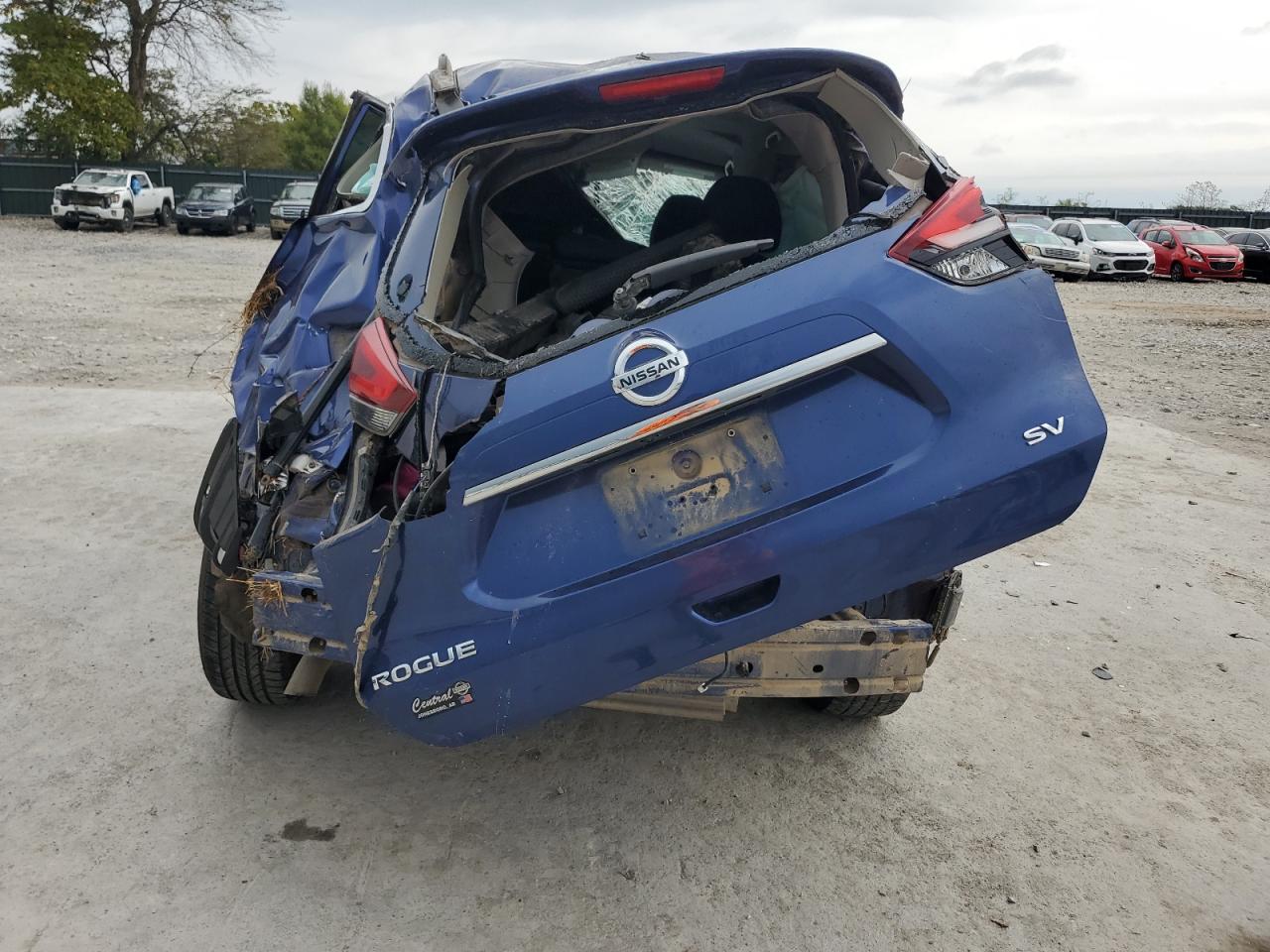 2018 Nissan Rogue S VIN: KNMAT2MT6JP586336 Lot: 81737035