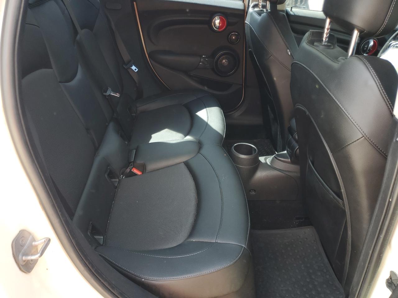 2015 Mini Cooper VIN: WMWXS5C56FT827857 Lot: 80875455