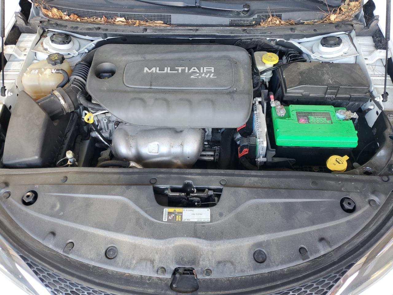 2015 Chrysler 200 Limited VIN: 1C3CCCAB6FN576083 Lot: 81428005