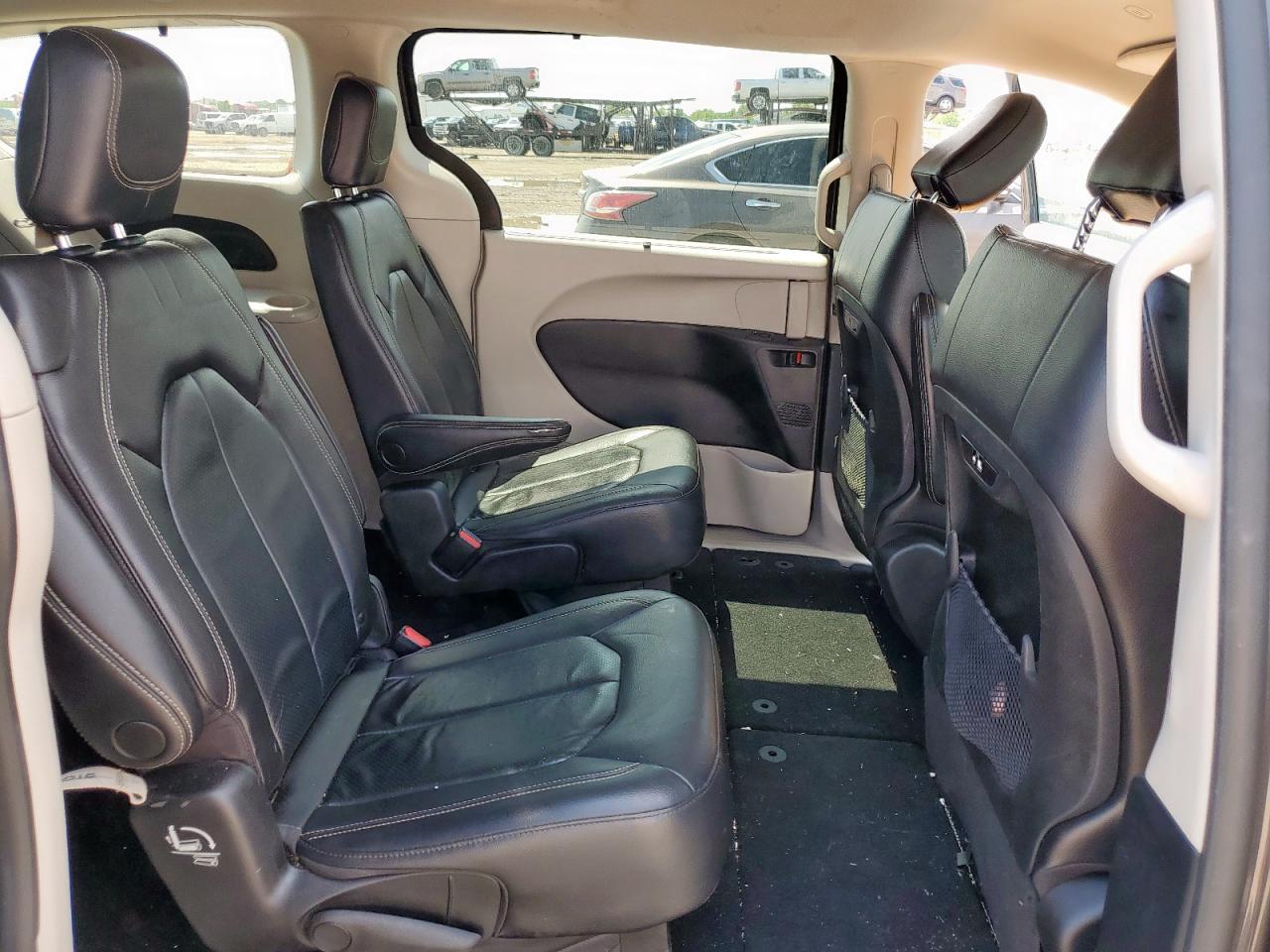 2022 Chrysler Pacifica Touring L VIN: 2C4RC1BG5NR193256 Lot: 71404895