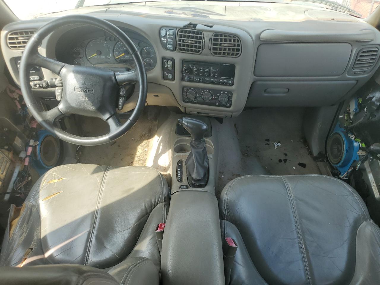 1999 GMC Jimmy VIN: 1GKDT13W2X2508777 Lot: 81113365