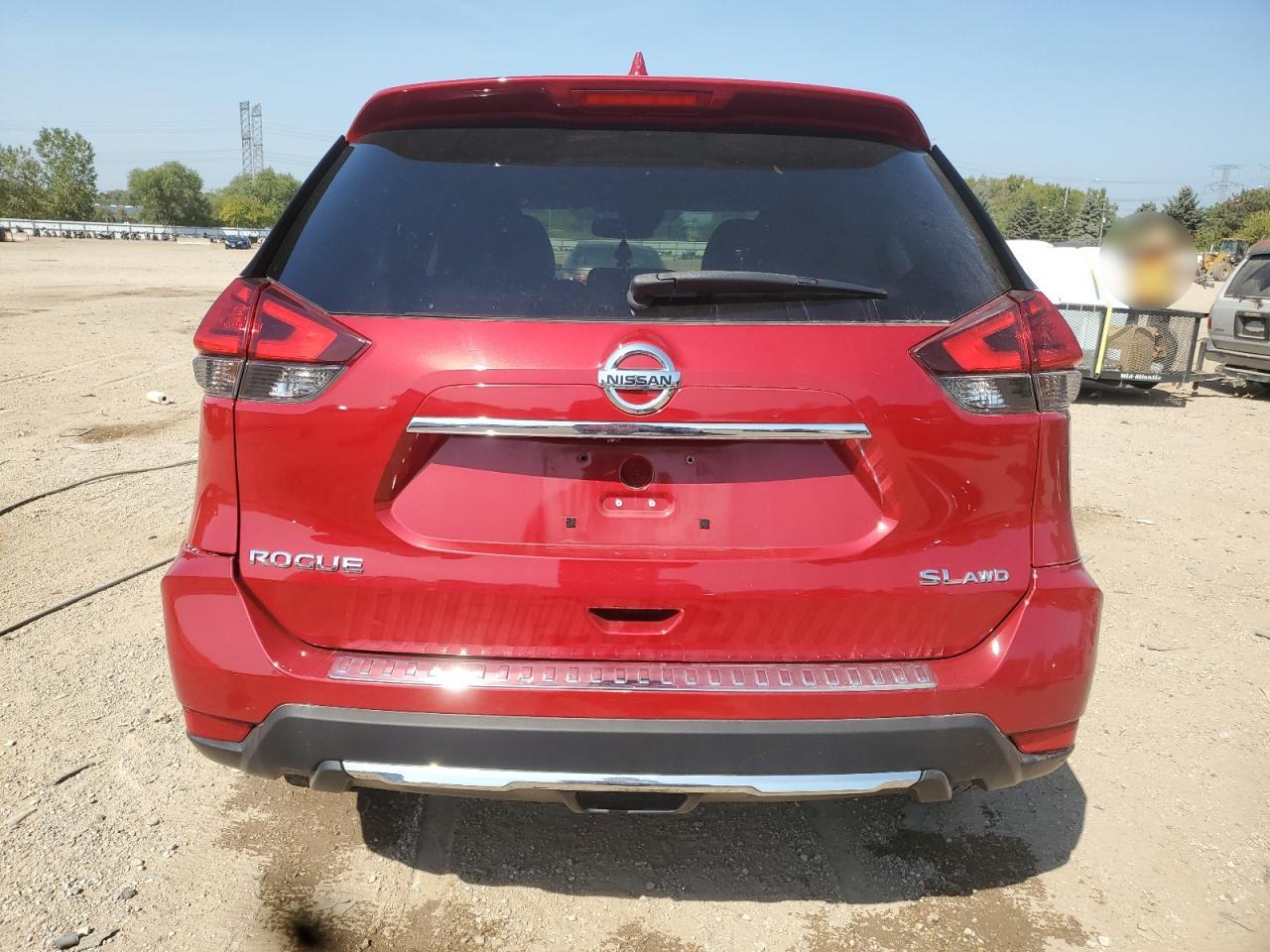 2017 Nissan Rogue Sv VIN: 5N1AT2MV6HC811725 Lot: 81024585
