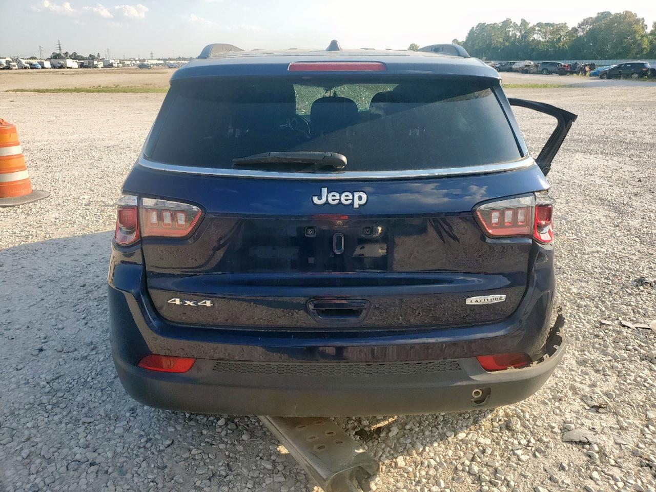 2019 Jeep Compass Latitude VIN: 3C4NJDBB5KT714303 Lot: 84548995