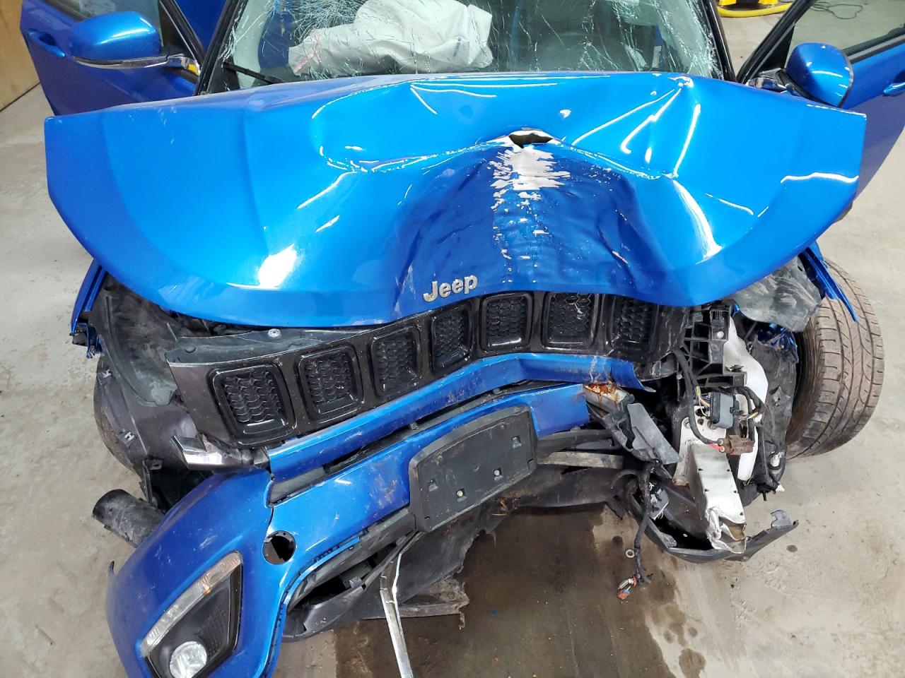 2018 Jeep Compass Limited VIN: 3C4NJDCB4JT484640 Lot: 81132475