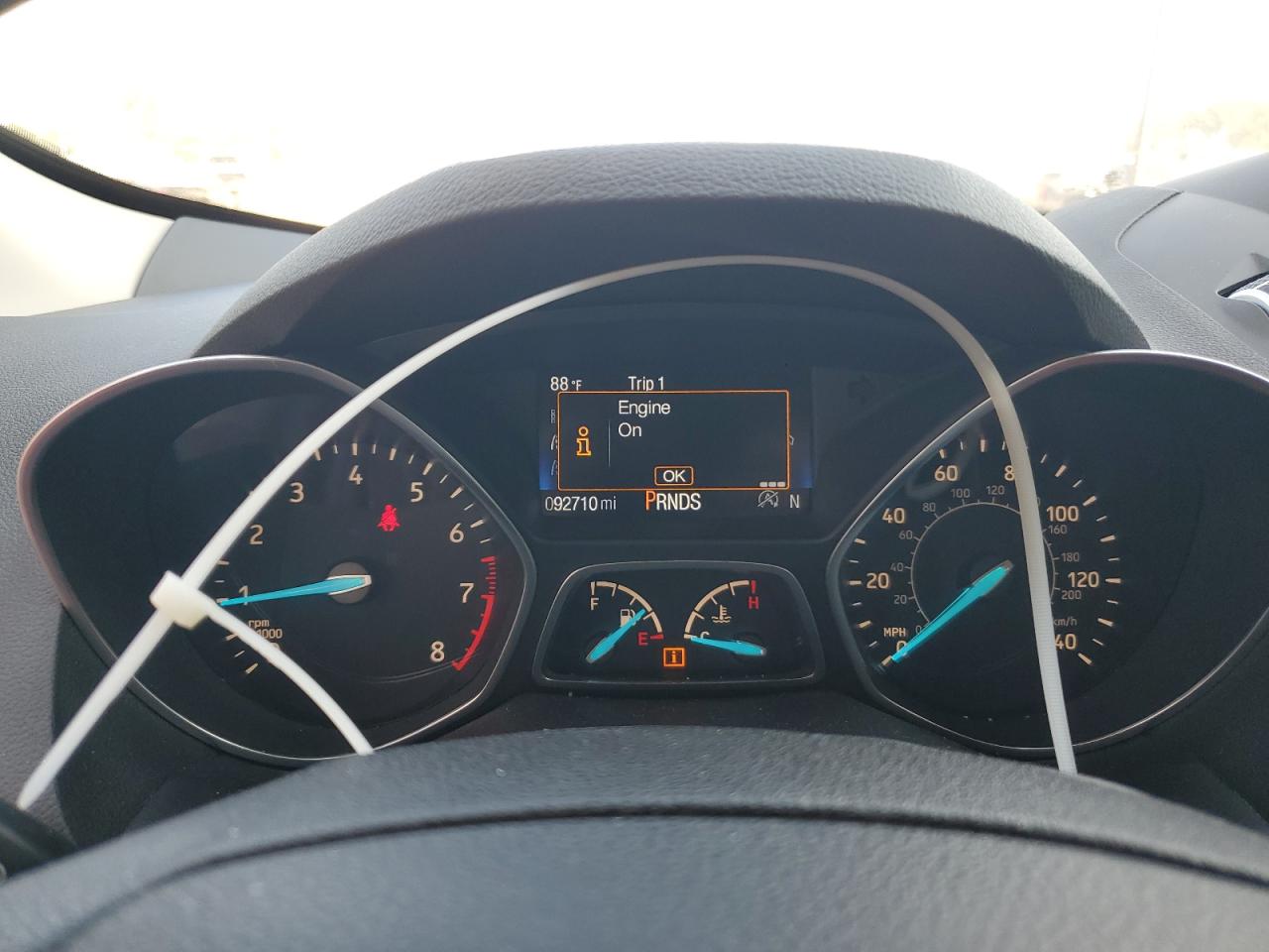 2017 Ford Escape Se VIN: 1FMCU0GD2HUD08653 Lot: 81870245