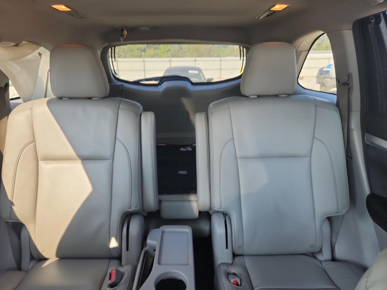 2014 Toyota Highlander Xle VIN: 5TDKKRFH5ES018356 Lot: 81571655