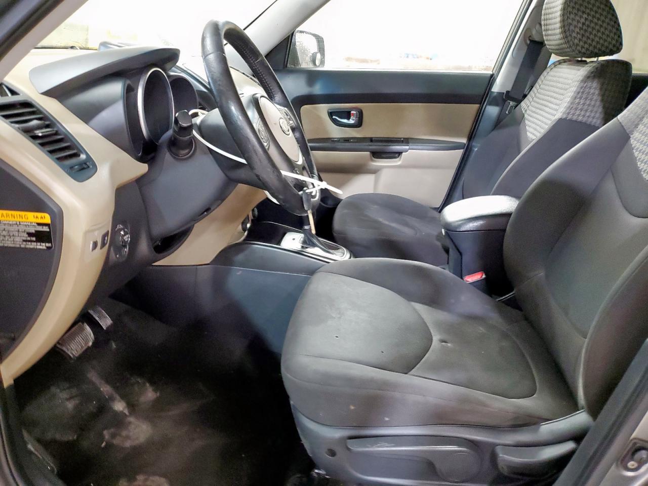 2012 Kia Soul + VIN: KNDJT2A66C7479966 Lot: 81074725