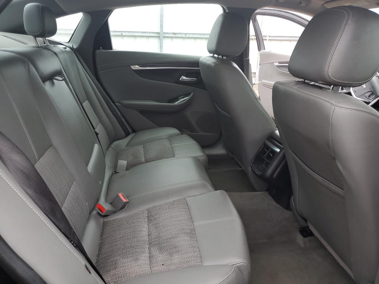 2017 Chevrolet Impala Lt VIN: 2G1105S34H9162118 Lot: 84043515