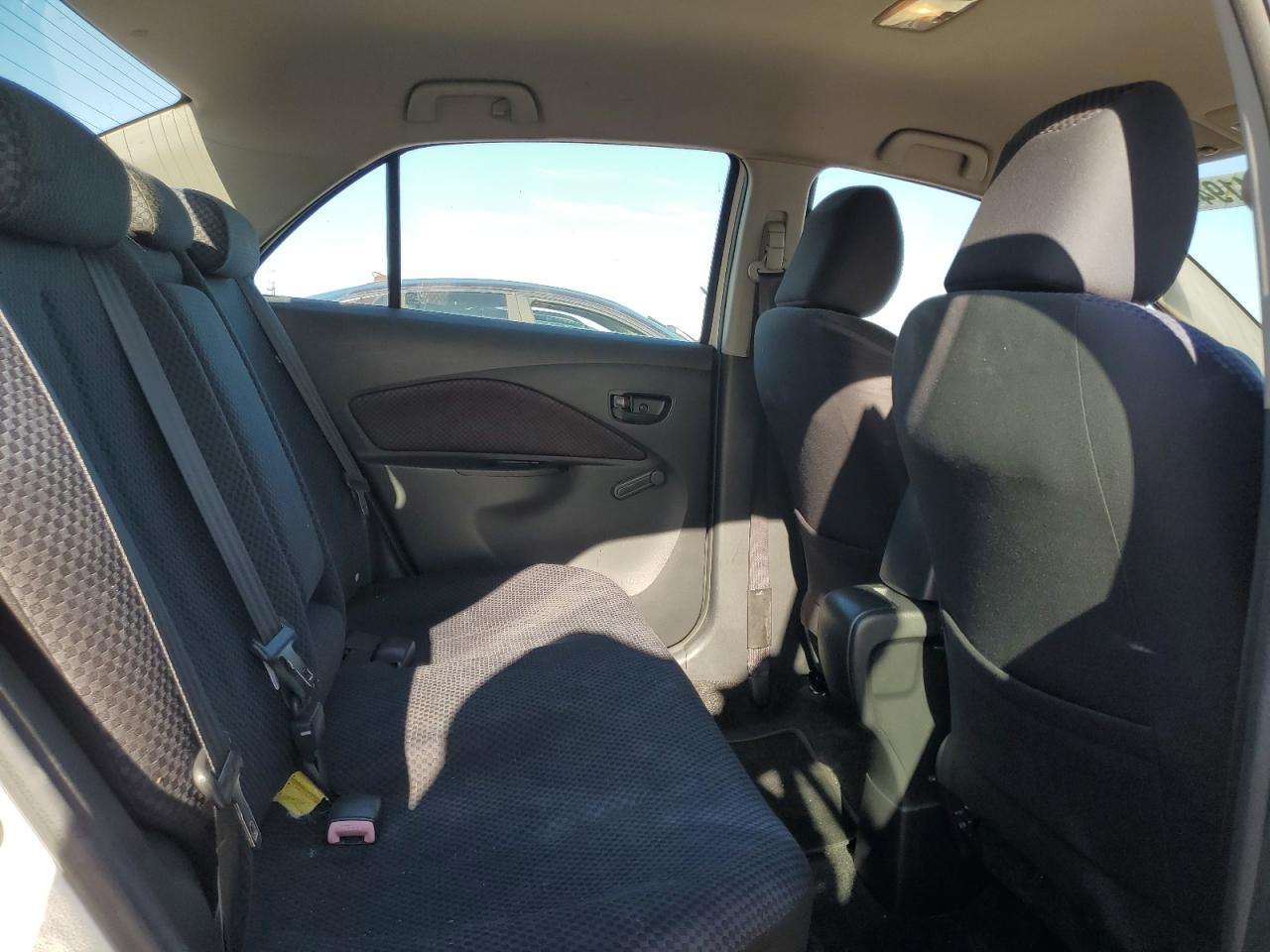 2008 Toyota Yaris VIN: JTDBT923781261496 Lot: 84194445