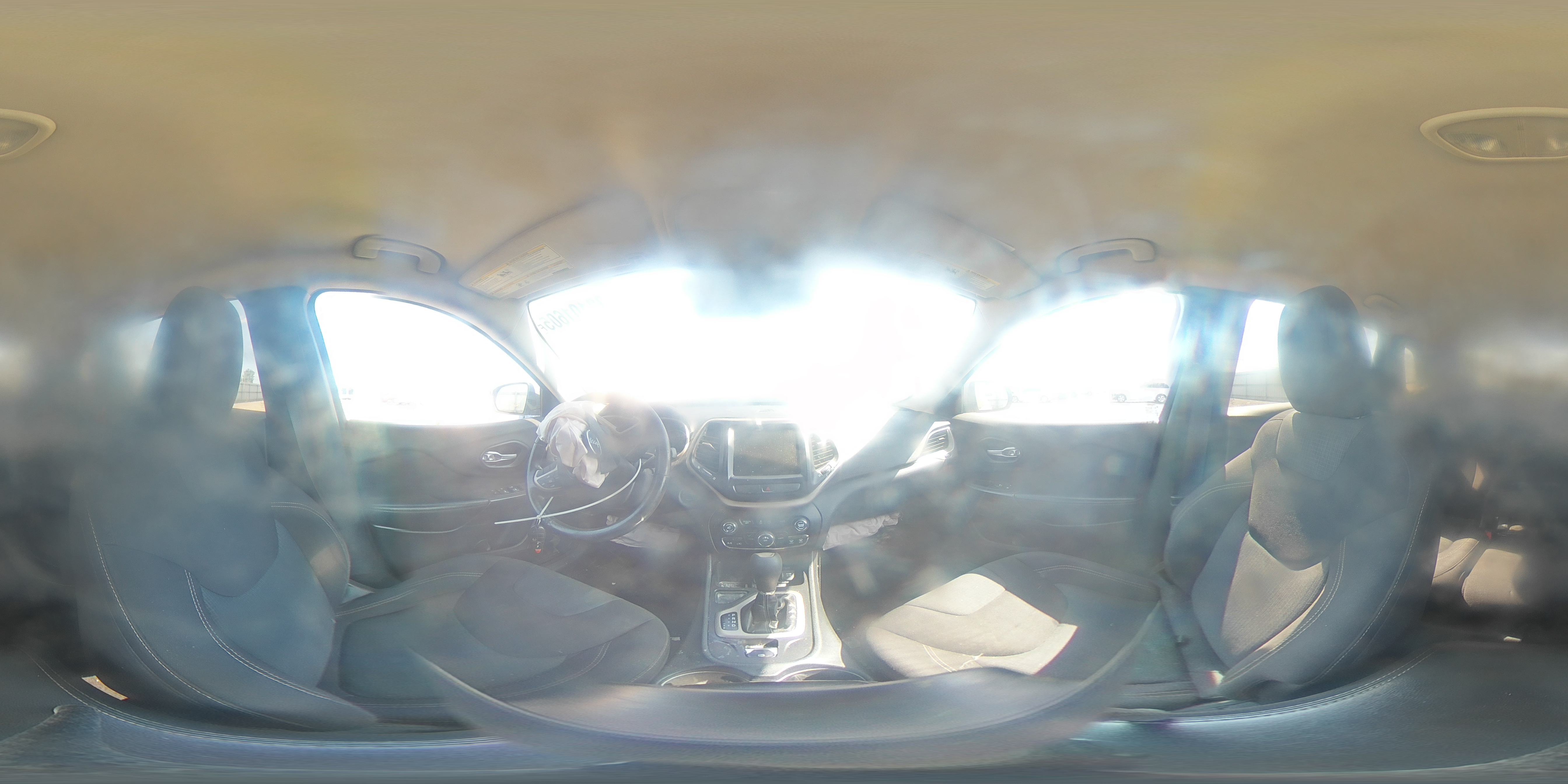 2016 Jeep Cherokee Latitude VIN: 1C4PJLCS8GW216793 Lot: 72101605