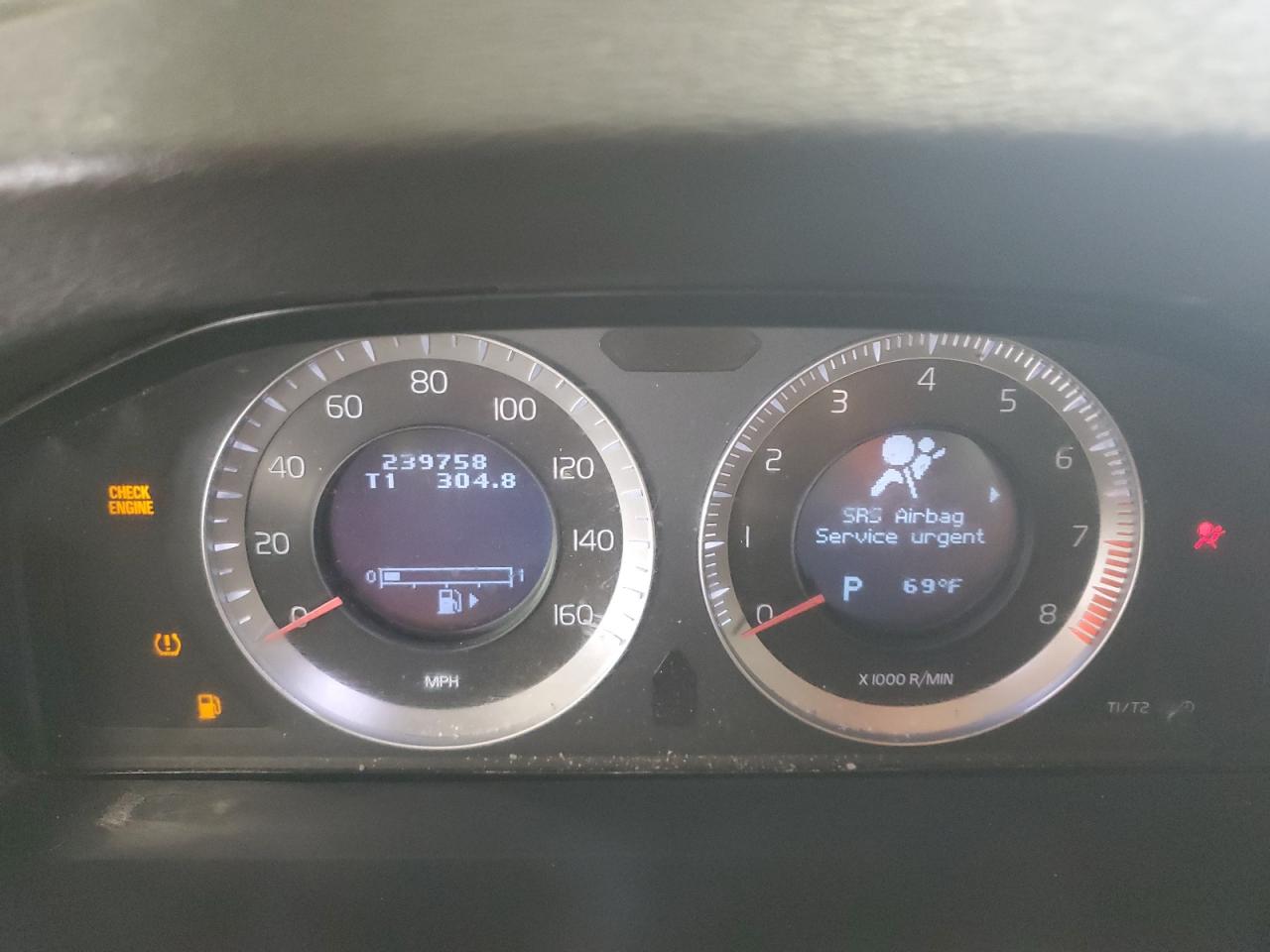 2011 Volvo S60 T6 VIN: YV1902FH1B2003586 Lot: 81671865