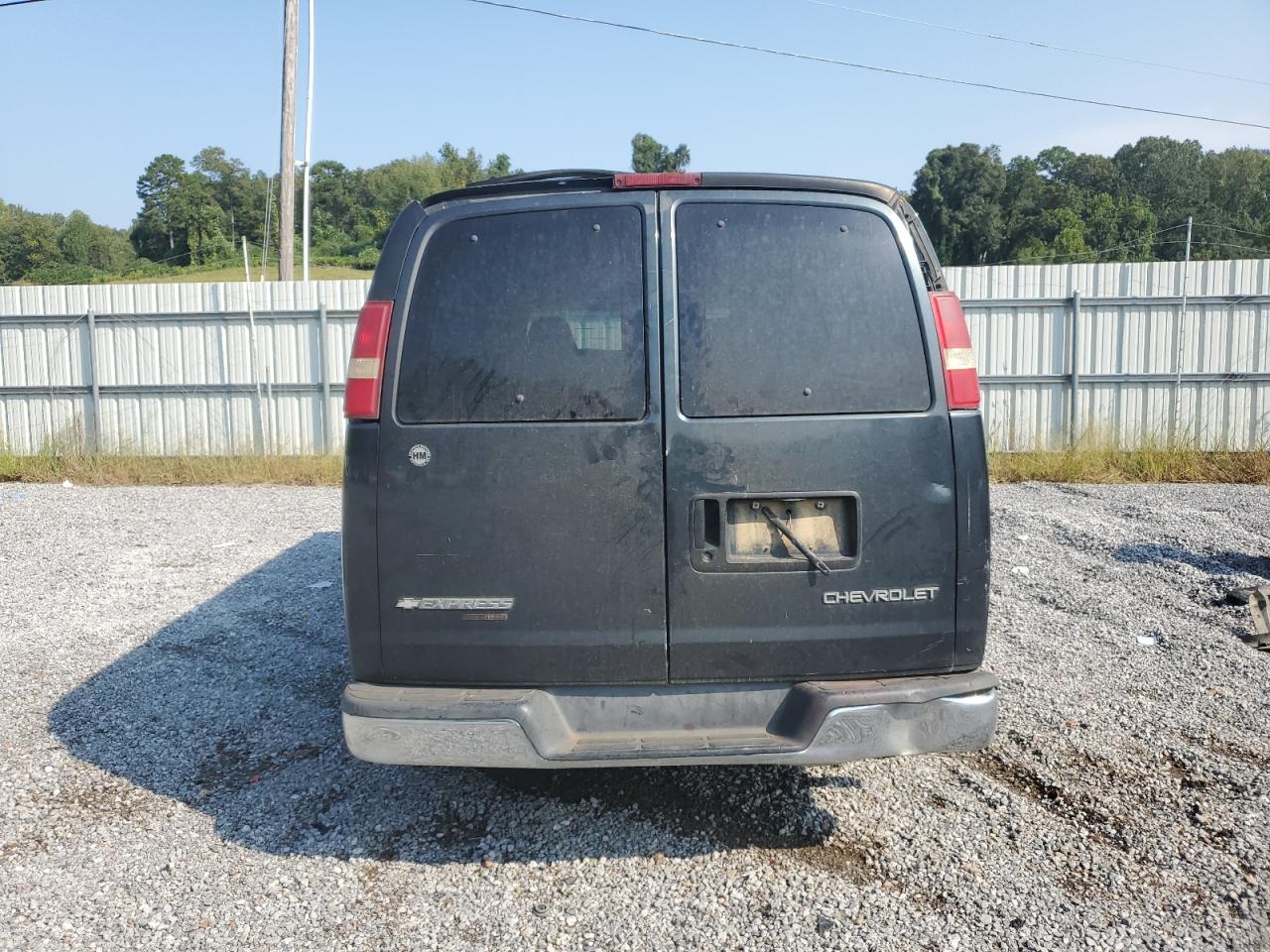 2005 Chevrolet Express G3500 VIN: 1GAHG39U351134033 Lot: 80825045