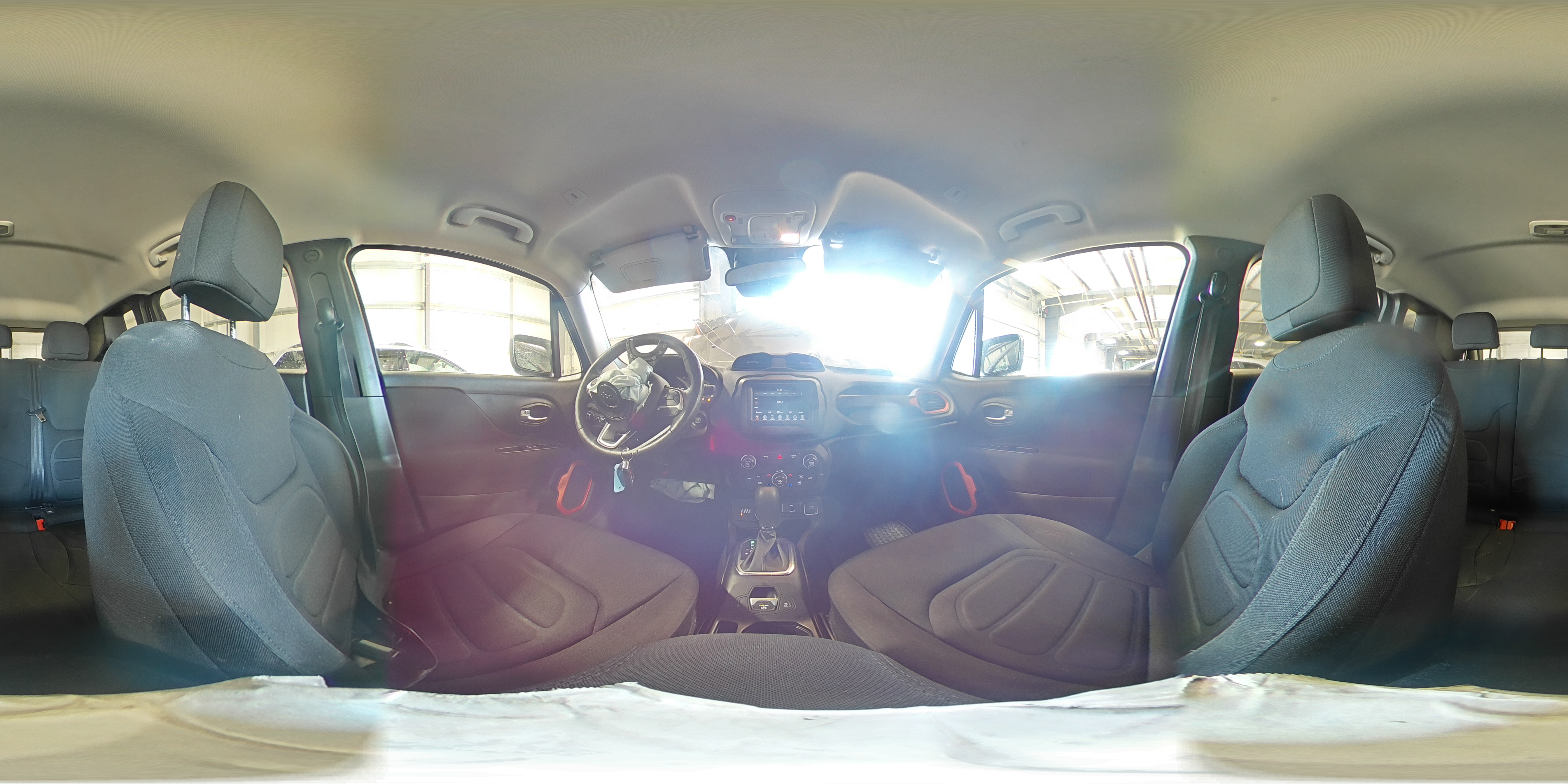 2020 Jeep Renegade Latitude VIN: ZACNJBBB4LPL69176 Lot: 84378405