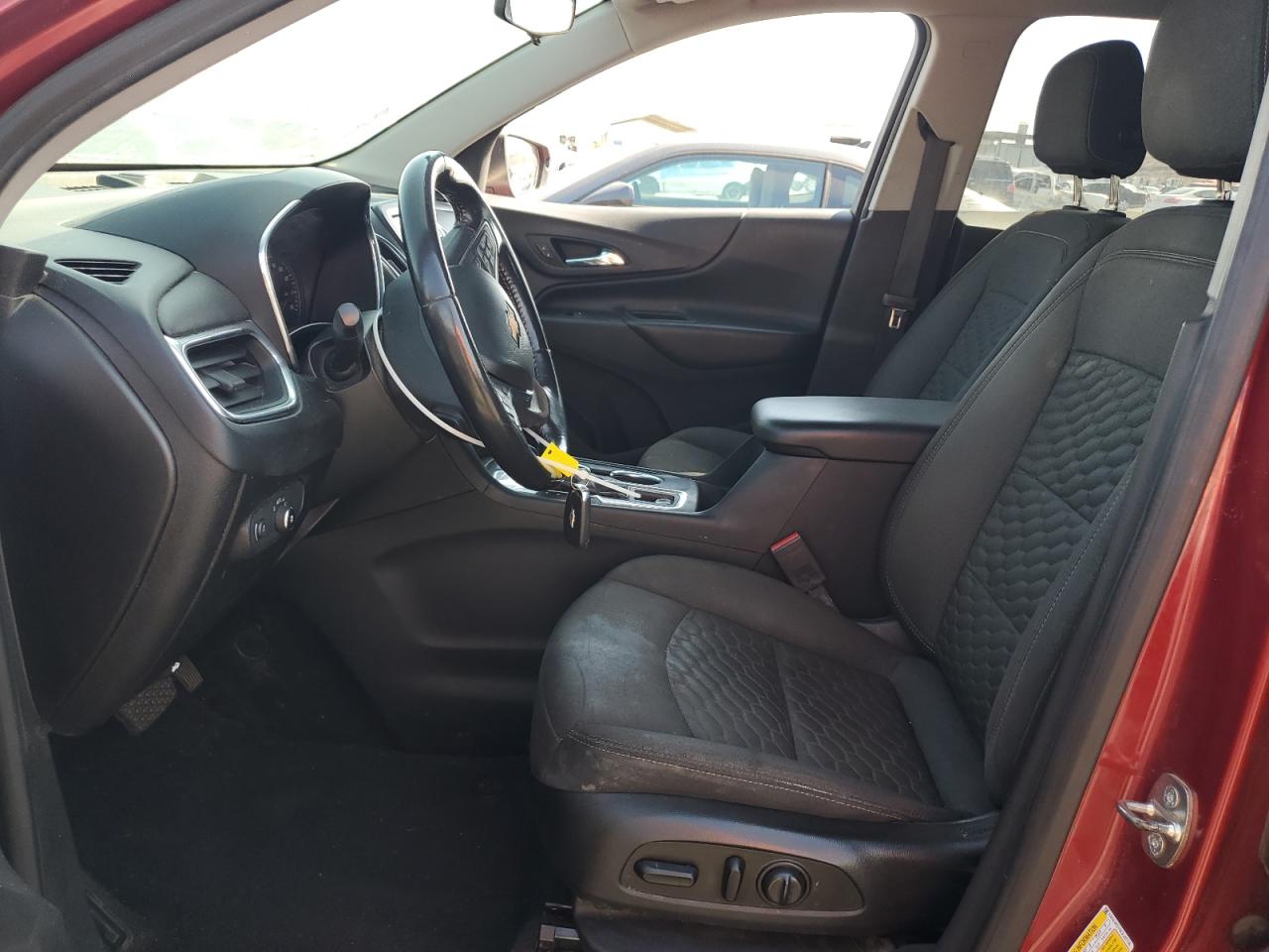 2019 Chevrolet Equinox Lt VIN: 2GNAXKEV5K6182716 Lot: 81103775