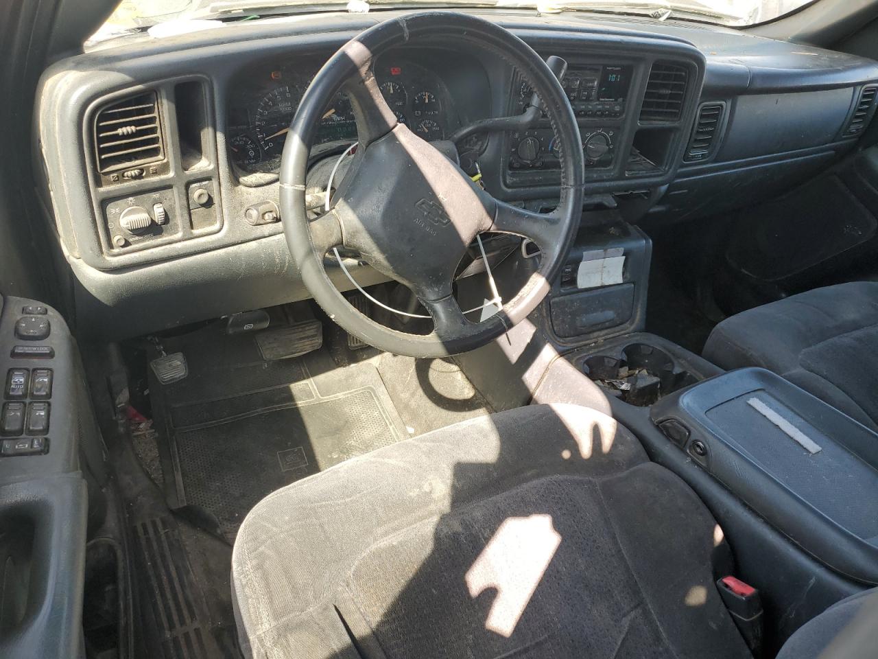 2002 Chevrolet Silverado C1500 Heavy Duty VIN: 1GCGC13U02F236965 Lot: 81321475