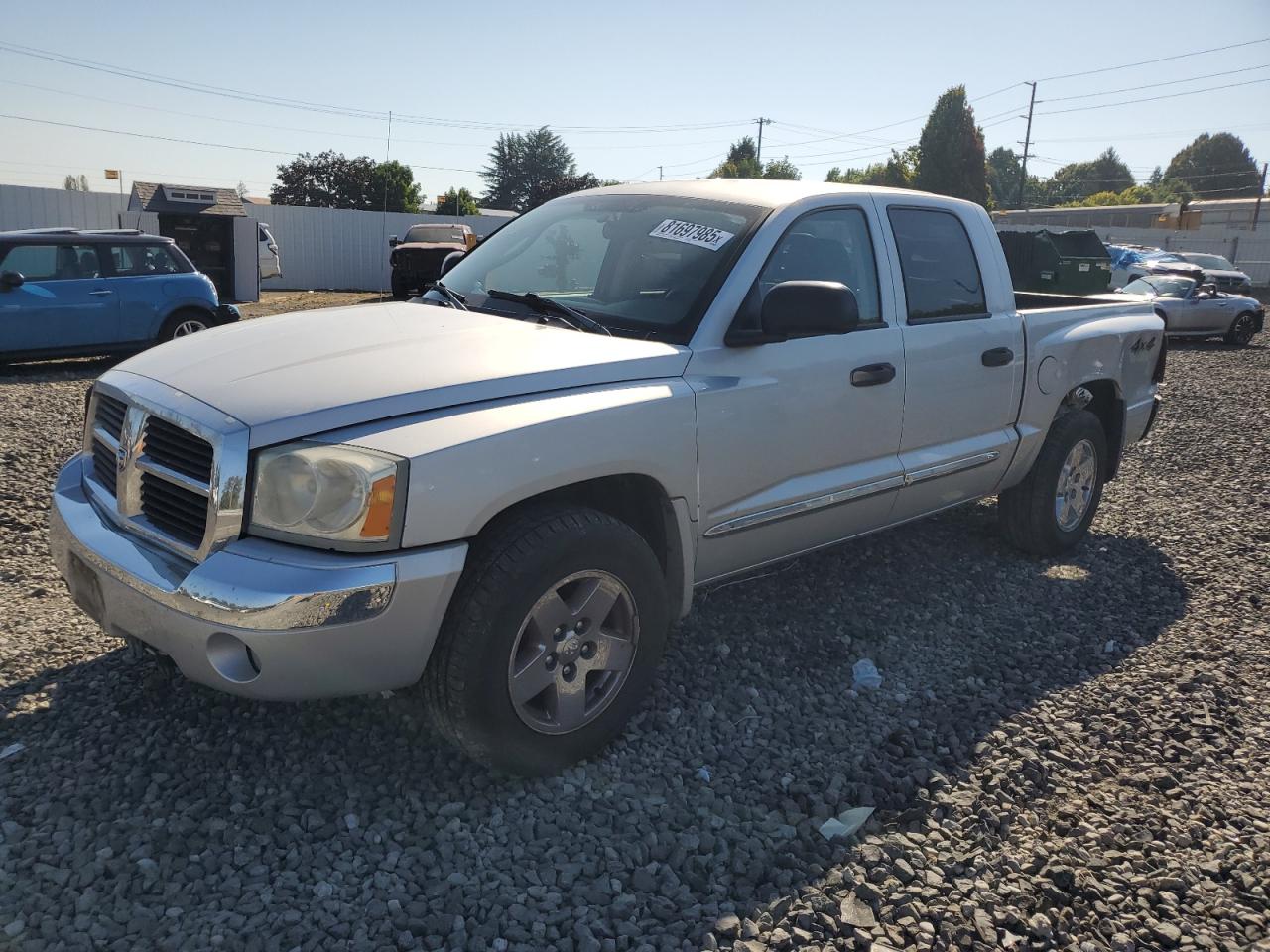 2005 Dodge Dakota Quad Laramie VIN: 1D7HW58N85S256886 Lot: 81697985