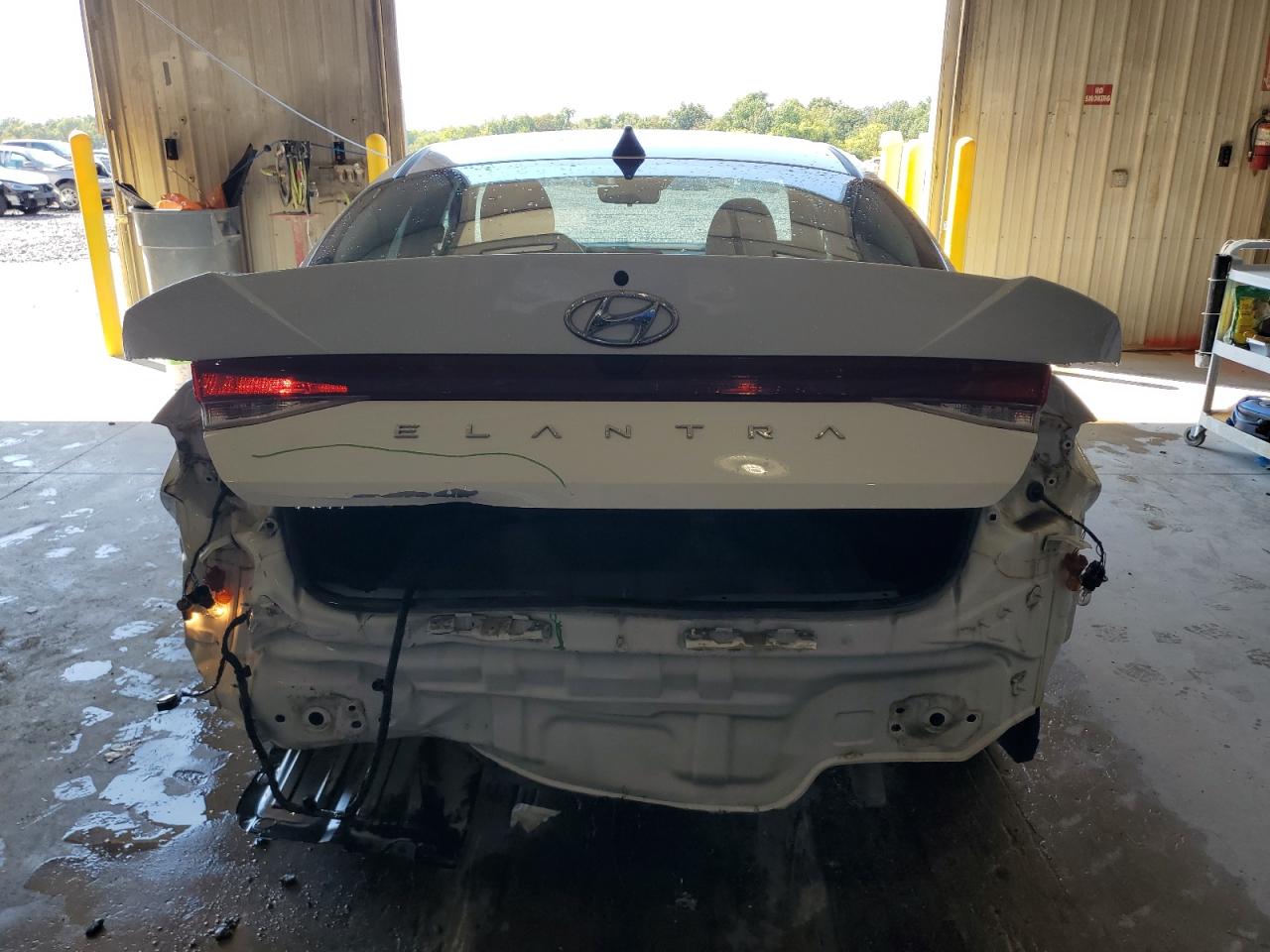 2021 Hyundai Elantra Sel VIN: 5NPLM4AGXMH008040 Lot: 81478215