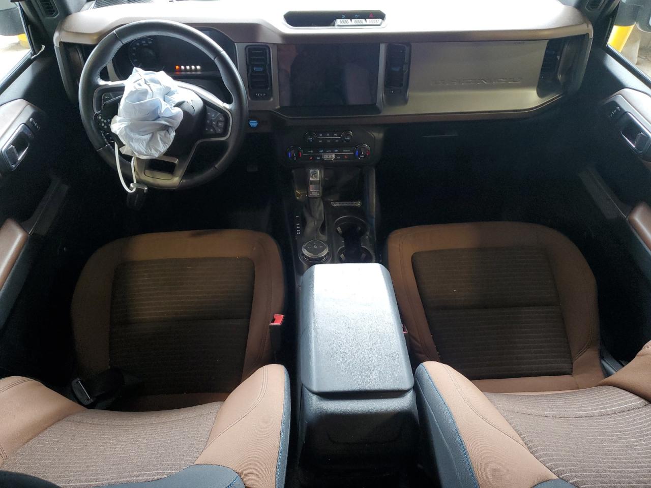 2022 Ford Bronco Base VIN: 1FMDE5BH9NLB88795 Lot: 81058365