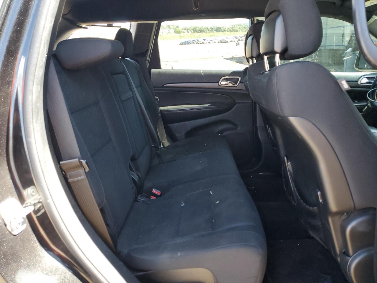 2016 Jeep Grand Cherokee Laredo VIN: 1C4RJFAG2GC425683 Lot: 80327675