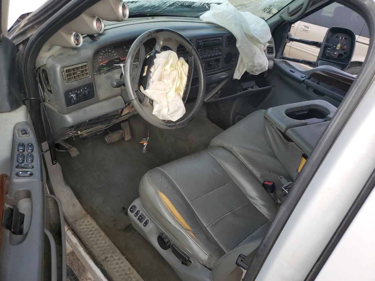 2002 Ford F250 Super Duty VIN: 1FTNW21F62EC34054 Lot: 84384135