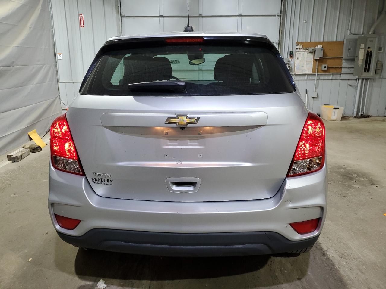 2017 Chevrolet Trax Ls VIN: 3GNCJKSB8HL255716 Lot: 81048205