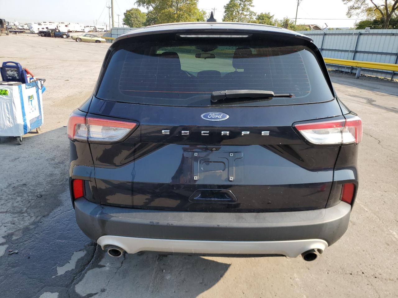 2021 Ford Escape S VIN: 1FMCU0F6XMUA05164 Lot: 71996435