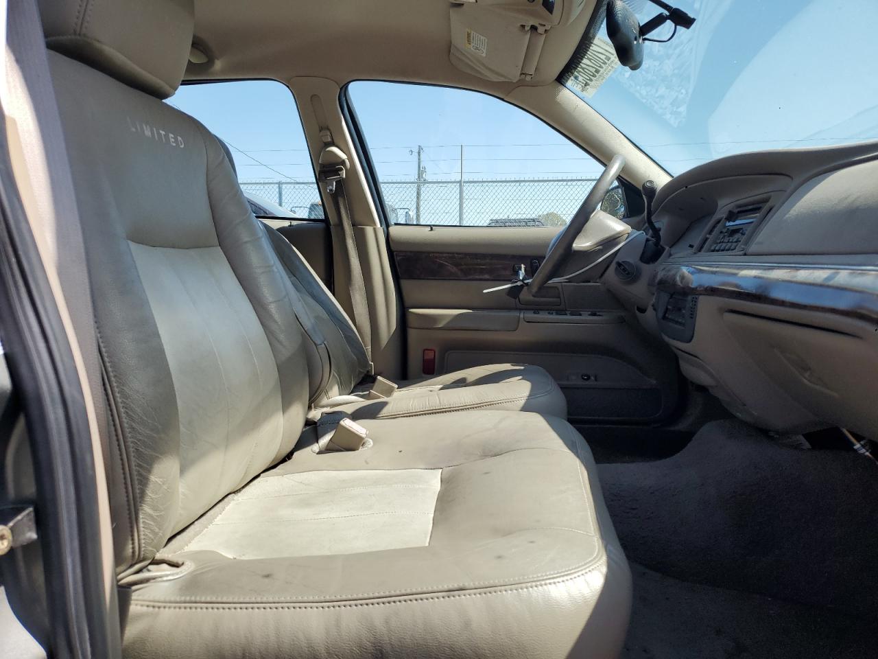 2004 Mercury Grand Marquis Ls VIN: 2MEHM75W54X642085 Lot: 72082865