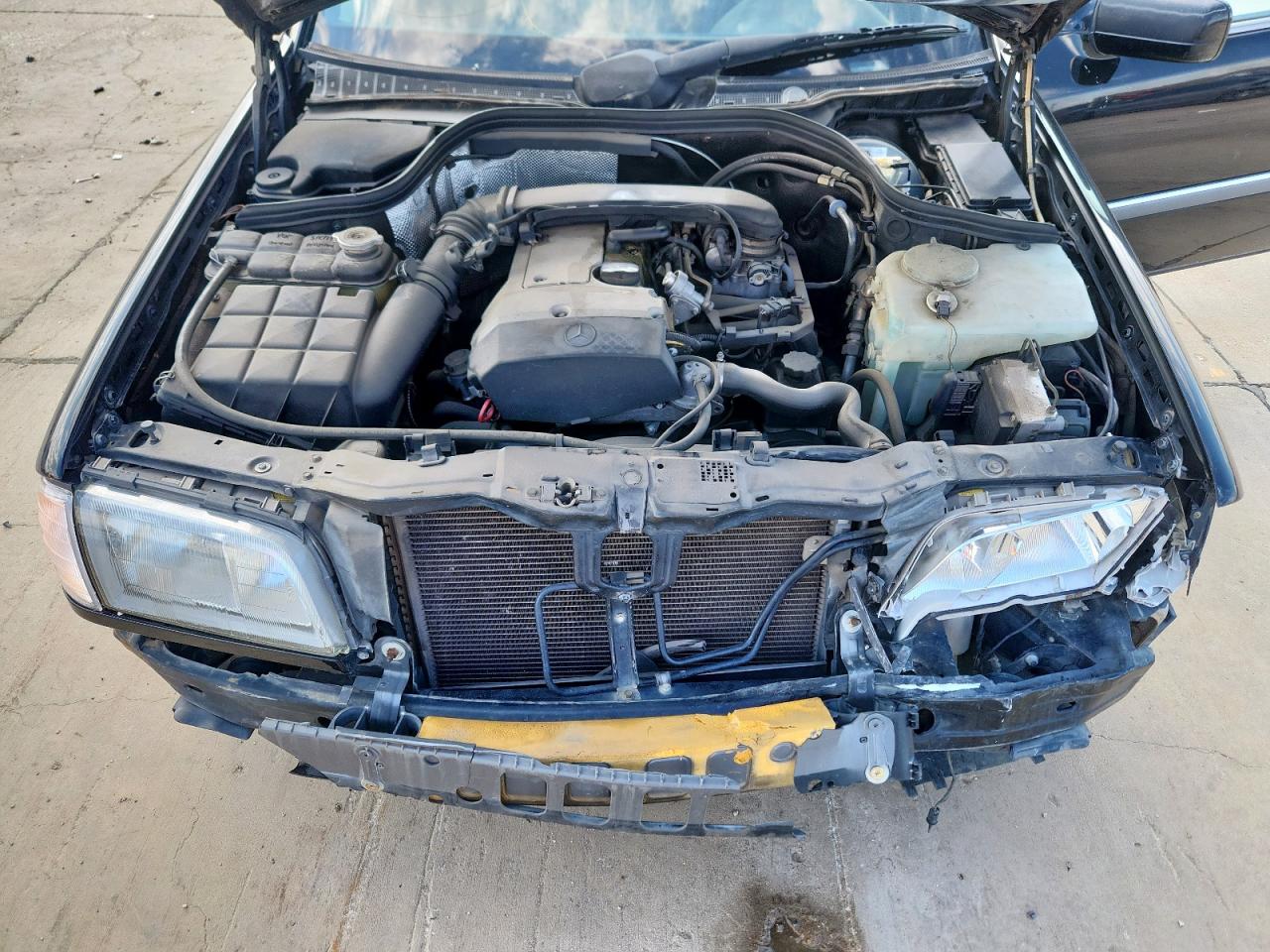 1997 Mercedes-Benz C 230 VIN: WDBHA23EXVA504462 Lot: 80839355