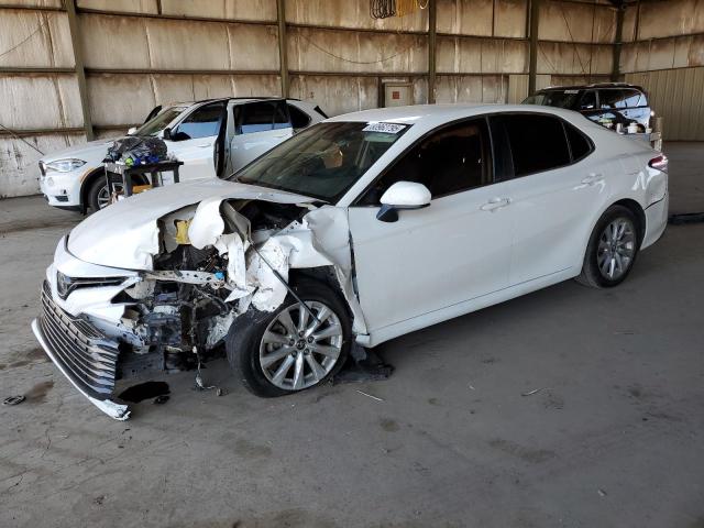  TOYOTA CAMRY 2018 Белы